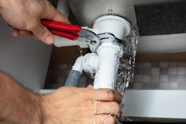 Best Carpet water damage restoration  in Rancho Cumonga, CA
